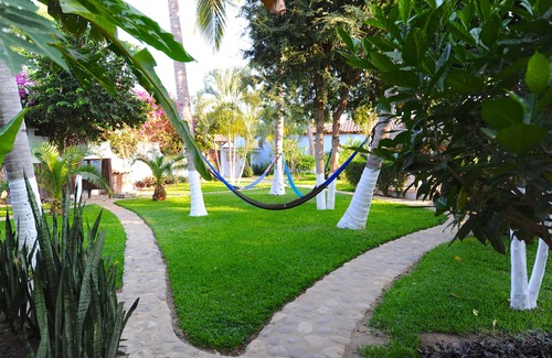 Brisas de Zicatela Apartment | 1 BR apartment w/patio, ionization pool system, 1 mn to beach, completely indep