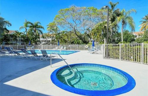 Central Sarasota Apartment | 1 BR Bayou Breeze Sarasota Condo