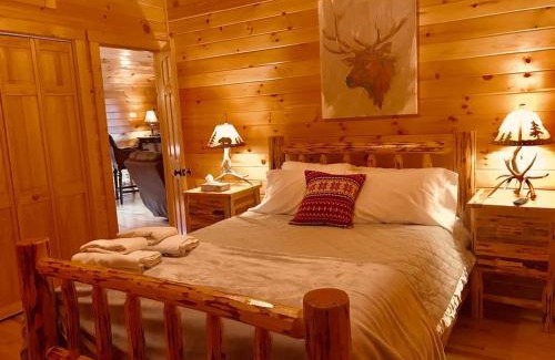 Banner Elk House | 1 BR Cabin at Lodges at Eagles Nest - Gated Community