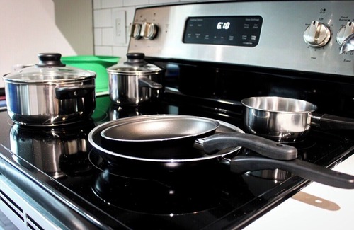 Central West End Apartment | 1 BR Loft Near Central West End, Walk to BJC