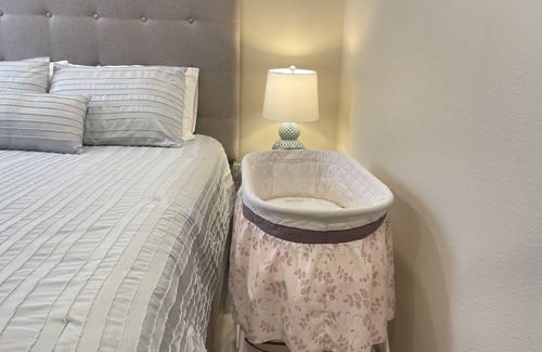 Mission Viejo House | 1 brand-new bedroom 1 private bathroom with beautiful pool and private entrance