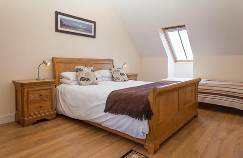 Linlithgow Apartment | 1 Eden at Williamscraig Holiday Cottages