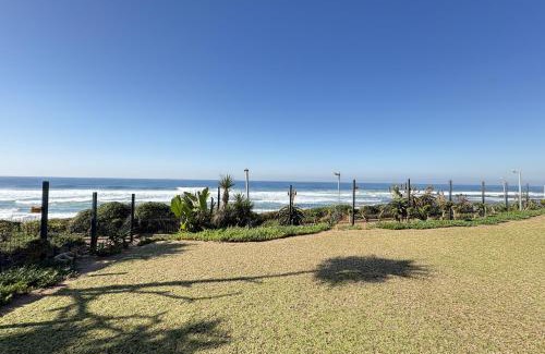 Umhlanga Apartment | 1 Glitter Bay - Panoramic seaviews - Umhlanga Beach access - 3BR Garden unit