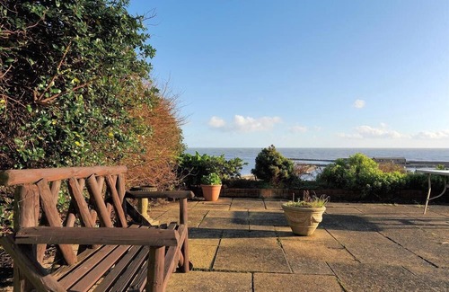 Lyme Regis Cottage | 1 HARBOUR HEIGHTS, family friendly, with a garden in Lyme Regis