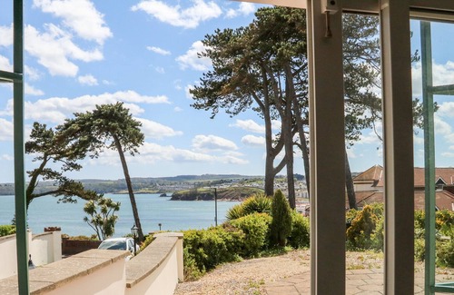 Roundham Apartment | 1 HIGHCLIFFE MEWS, family friendly, with a garden in Paignton