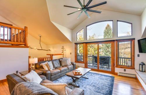 Edwards House | 1 Mi to Beaver Creek Resort Townhome with Hot Tub