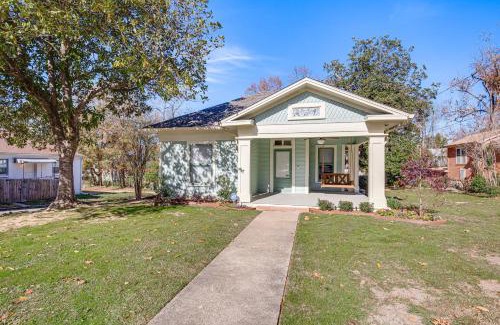 Tyler House | 1 Mi to Downtown Tyler Historic Home with Porch!