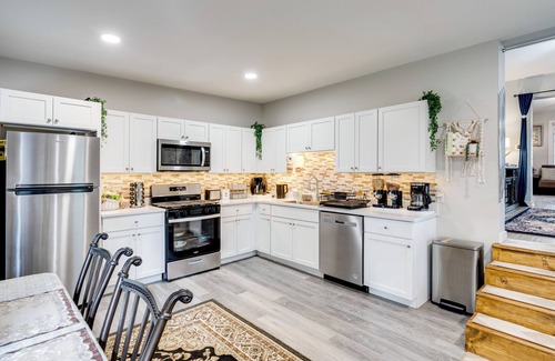 Elgin House | 1 Mi to Dtwn Elgin: Dutch Colonial w/Lovely Patio