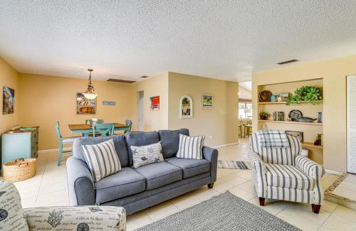 Stuart House | 1 Mi to Dtwn Stuart Bright Home with Pool and Spa!