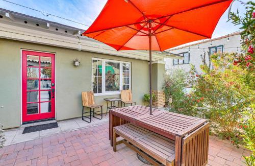 F. Q. Story House | 1 Mi to Dtwn Updated Guesthouse in Phoenix!
