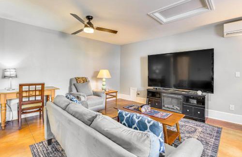 F. Q. Story House | 1 Mi to Dtwn Updated Guesthouse in Phoenix!