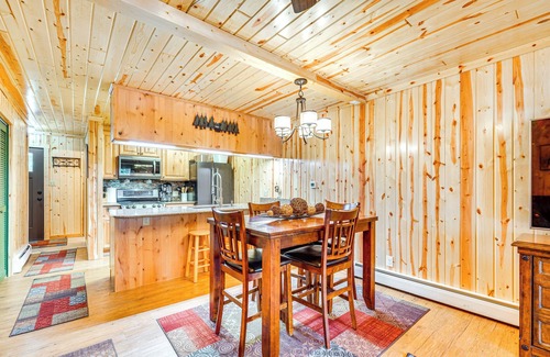 Estes Park House | 1 Mi to Rocky Mtn Nat'l Park: Estes Park Townhome