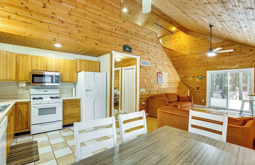 Cadillac House | < 1 Mi to Snowmobile Trails: Cozy Cadillac Retreat