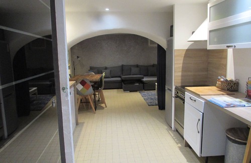 Lazaret Apartment | 1 min to the centre of the port of Nice. 7 mins from Beach 2 mins to tram stop