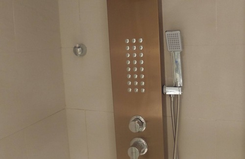 Ximending Apartment | 1 min to Ximen Metro (MRT) Station Exit 6