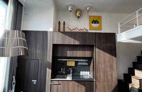 Jongno Apartment | 1-Minute walk to the metro&bus station, and biggest public market in Seoul!