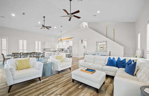 Grayton Beach House | 1 minute walk to BEACH + Heated Private Pool +Bikes +Corn Hole +Large Gas Grill