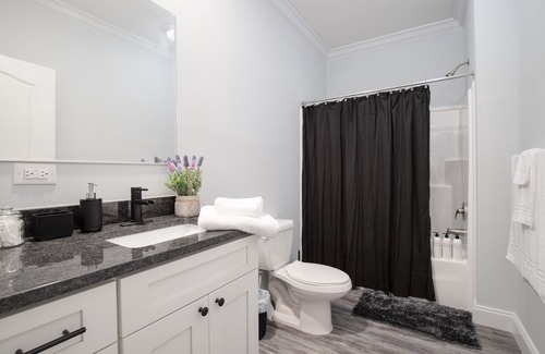 Point Washington House | #1 ★NEWLY BUILT★Private & Modern 3B/2B Home★