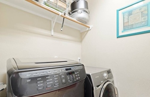 Killeen House | 1 PRIVATE ROOM WITH A PRIVATE BATH AVAILABLE TO RENT. HOUSE SHARED WITH HOST