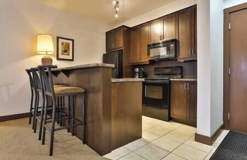 East Kootenay Condo | 1 queen bed unit at Silver Rock