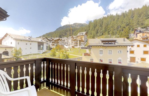 Silvaplana Apartment | 1-room flat on the 2nd floor, approx.