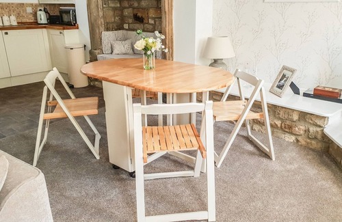 Barnard Castle Cottage | 1 The Riverside