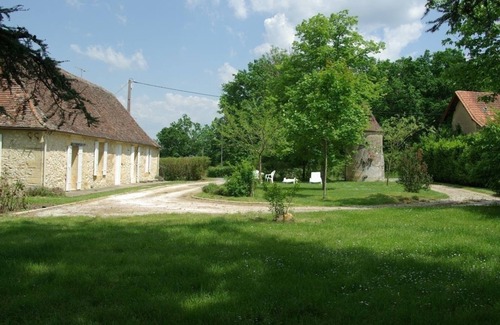 Saint-Germain-et-Mons House | 1 WEEK FROM 205 EUROS FOR 2