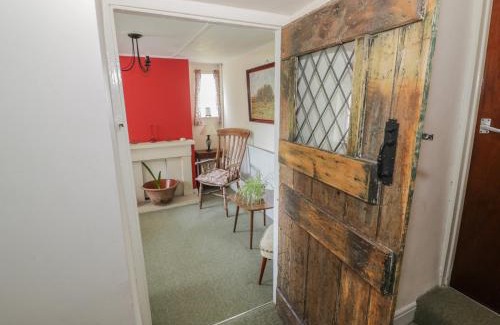 Stonehouse House | 1 Westcroft Cottage