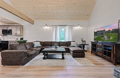 Friendship House | 10-Acre Property w/Fire Pit & Grill in Arkdale!