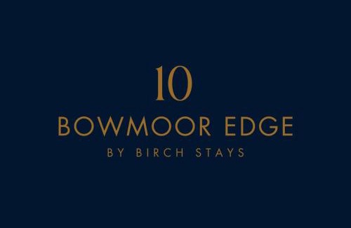 Lechlade House | 10 Bowmoor Edge By Birch Stays