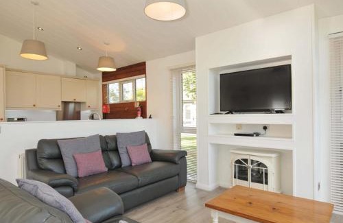 Dobwalls House | 10 Horizon View