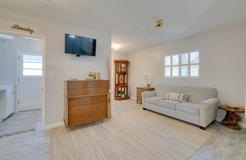 Arcadia Apartment | 10 Mi to Dtwn Phoenix Studio with Outdoor Kitchen!