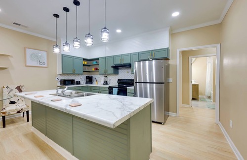 Birmingham House | < 10 Mi to UAB: Birmingham Group Getaway