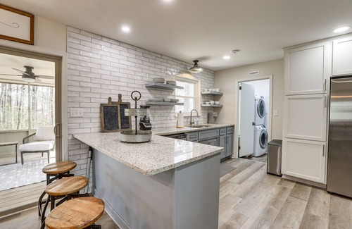 Fultondale House | 10 Mi to UAB: Inviting Home w/Free Parking & WiFi