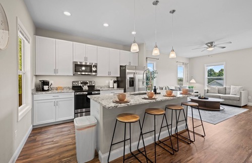 Asheville House | 10 Min To Downtown Asheville! Pet Friendly!