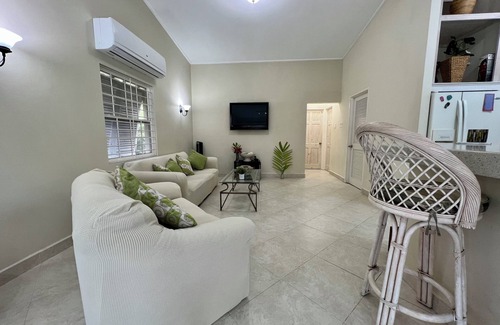 Sunset Crest House | 10 min walk to calm water beach! Private plunge pool on deck, Sunset Crest.