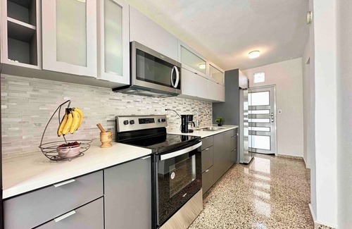 Cangrejo Arriba House | 10 minutes from the beach Isla Verde/San Juan