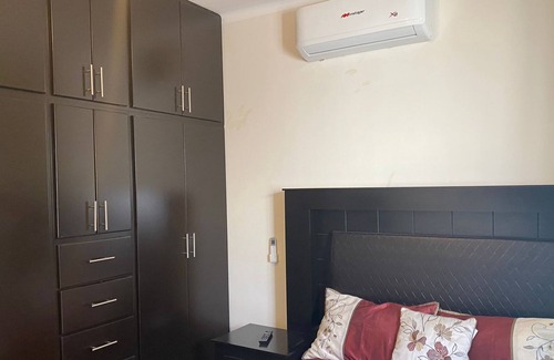 La Paz House | 10 MINUTES FROM THE MALECON DE LA PAZ