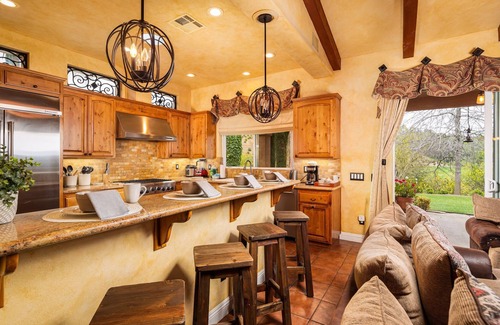 Temecula House | 10% Off June - 6Br,Close to Town and Wineries!