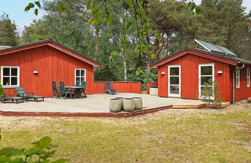 Skram House | 10 person holiday home in Ålbæk