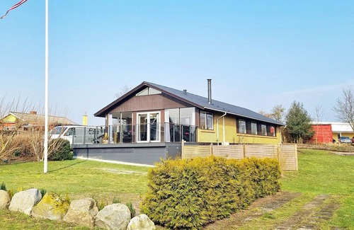 Snogebaek House | 10 person holiday home in Nexø