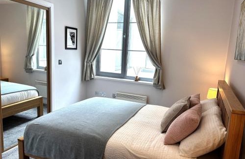 Moffat Apartment | 10 Popeshead
