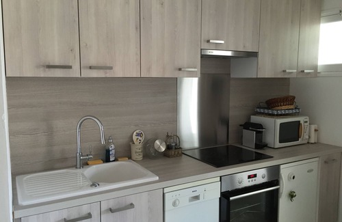 Valras-Plage House | 100 m from the beach, charming house with private terrace