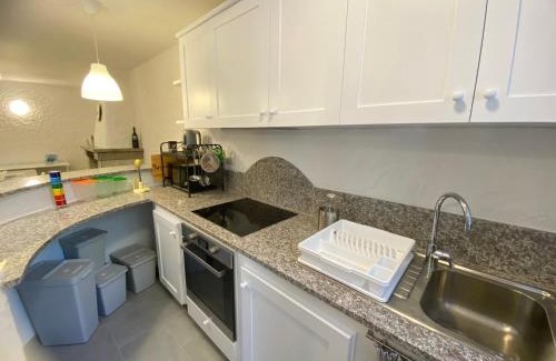 Eden Beach House | 100 m to the sea with air conditioning and speed WiFi