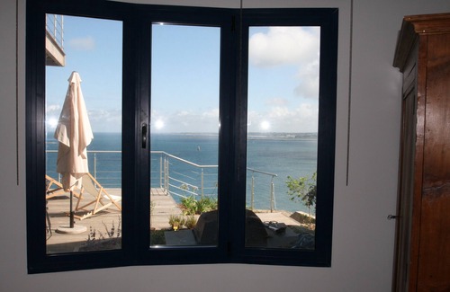 Perros-Guirec Apartment | 100 % sea view, private garden, beach 5mn away, quiet, housework+draps+towels included