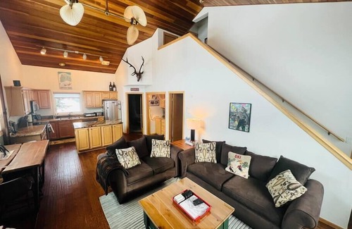 Big Horn Condo | 100 Steps Away, Ski in Ski Out Condo