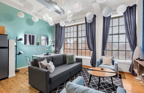 Downtown Apartment | 100 Year-Old Historic Brick 2BR Loft High Ceiling7