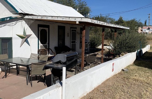 Tombstone House | 100-year-old Tombstone Pueblo
