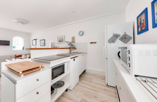 Saint-Pierre-Quiberon Ski Chalet | 100m from the seafront, house for 4