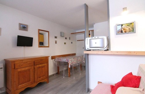 Bergers Hotel | 100m from ski slopes, Ground floor, balcony, tv, ski locker, 25m², Alpe d'Huez